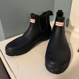 Hunter women’s original Chelsea boot in eggplant